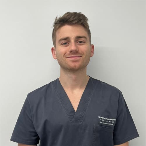 Dr. Luis Bonastre