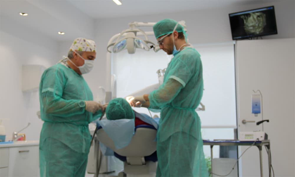 Cirugía dental avanzada